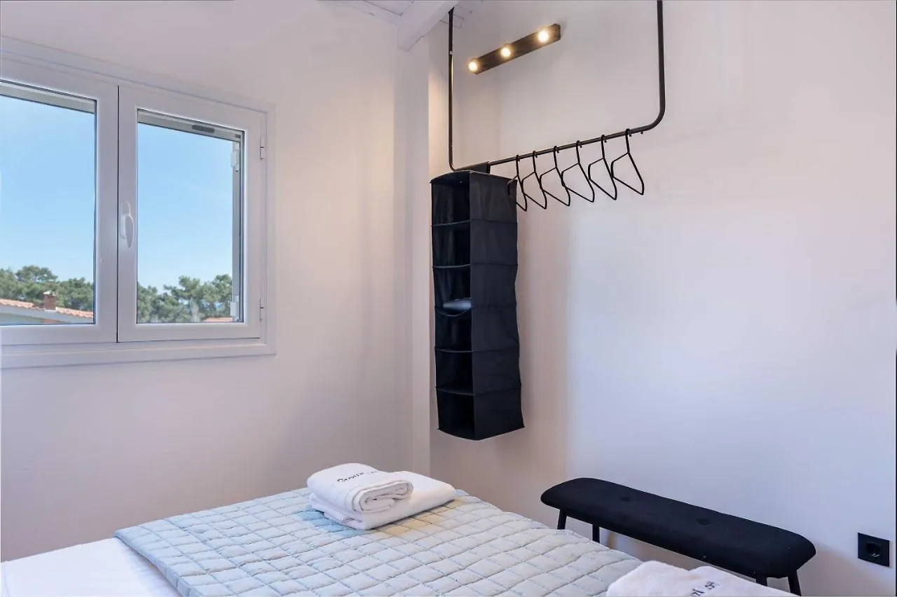 Grouzi Loft Apartment Skala